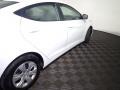 White - Elantra SE Photo No. 18