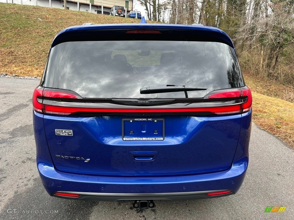 2021 Pacifica Touring - Ocean Blue Metallic / Black photo #7