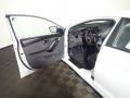 White - Elantra SE Photo No. 19