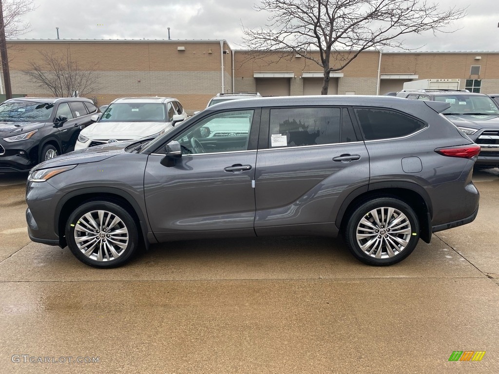 2021 Highlander Platinum AWD - Magnetic Gray Metallic / Black photo #1