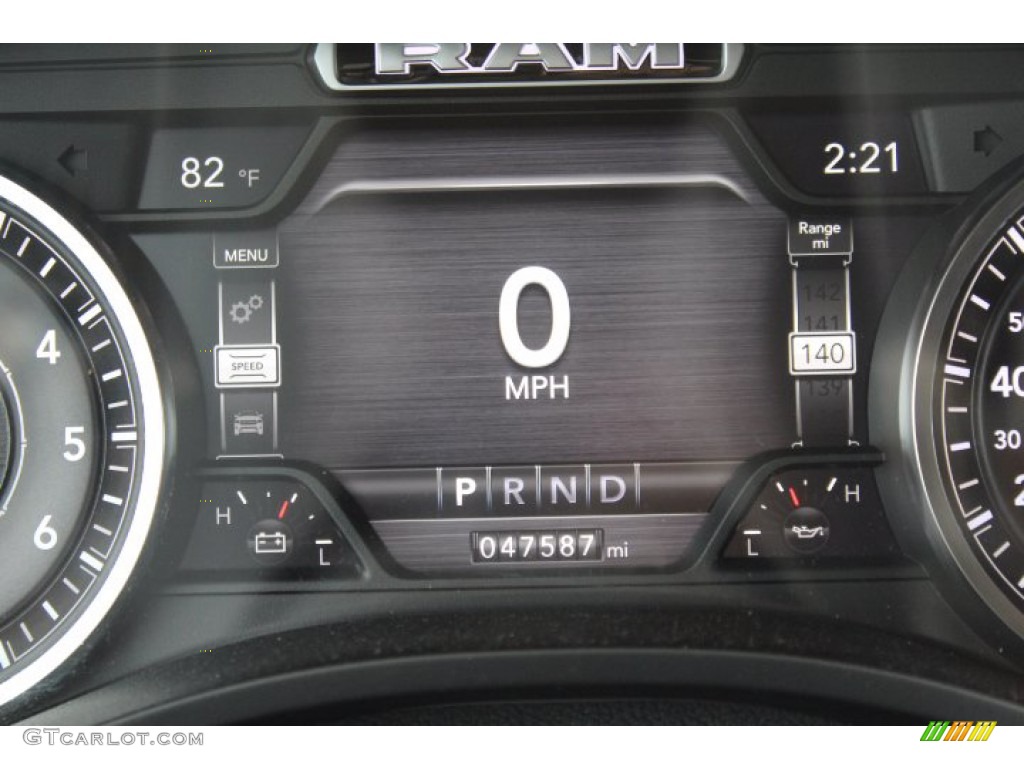2019 1500 Laramie Crew Cab - Diamond Black Crystal Pearl / Black photo #15