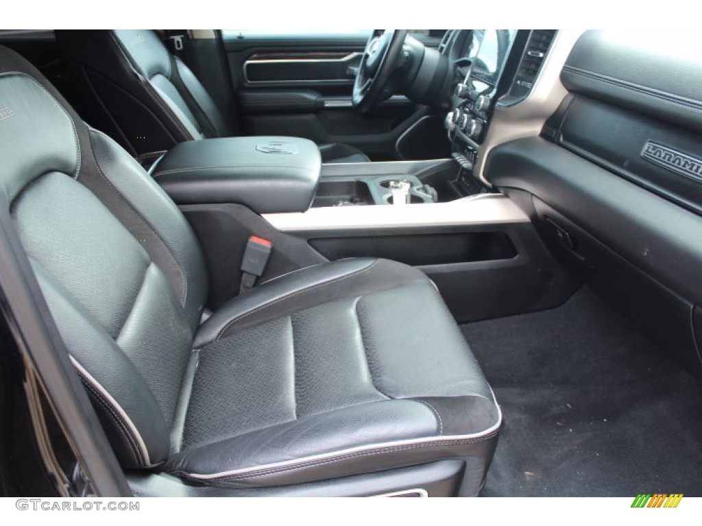 2019 1500 Laramie Crew Cab - Diamond Black Crystal Pearl / Black photo #28