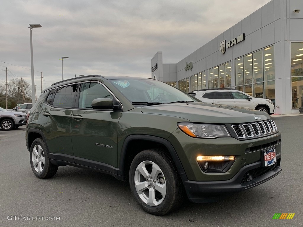 2021 Compass Latitude 4x4 - Olive Green Pearl / Black photo #1