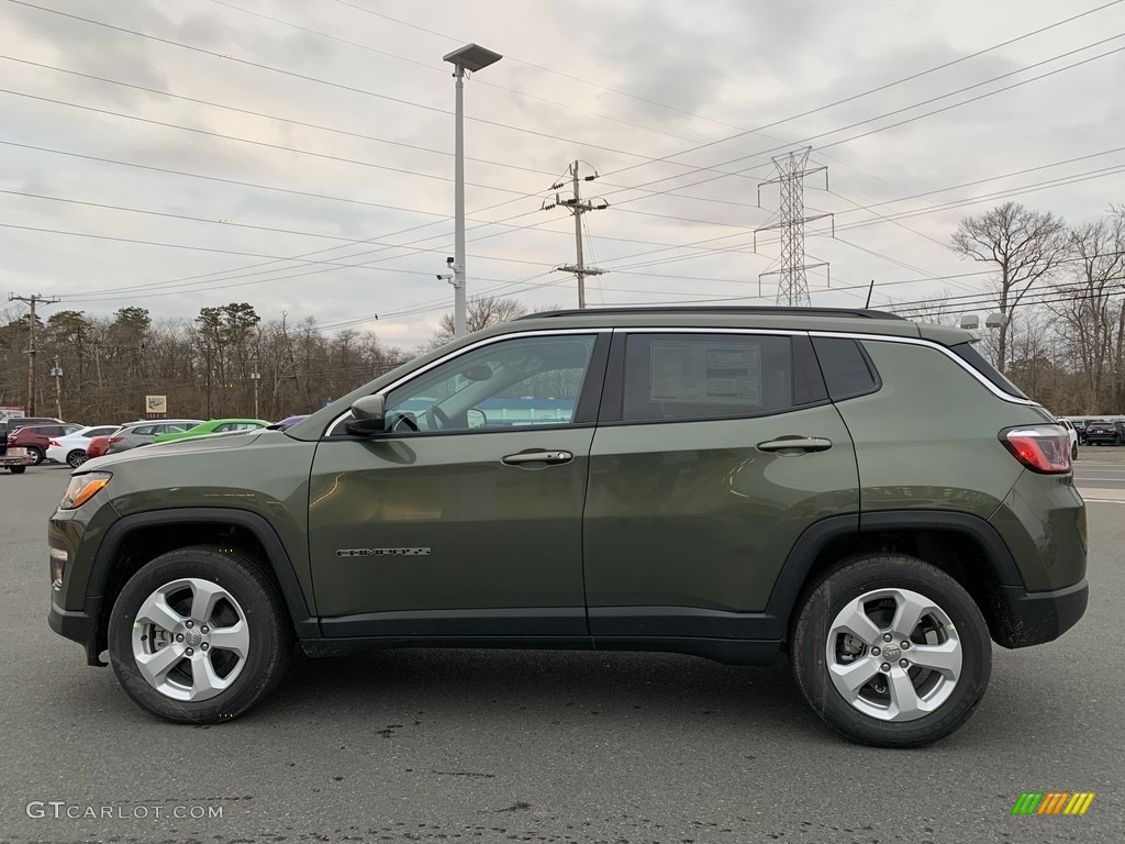 2021 Compass Latitude 4x4 - Olive Green Pearl / Black photo #3