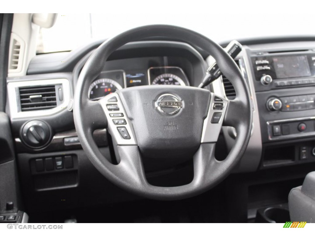 2017 Nissan Titan SV Crew Cab 4x4 Black Steering Wheel Photo #140940615