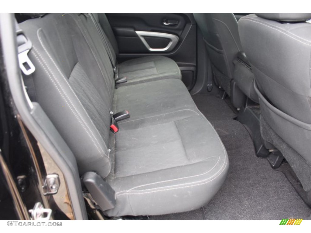 2017 Nissan Titan SV Crew Cab 4x4 Interior Color Photos