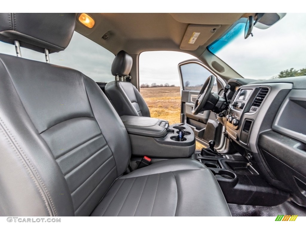 Black/Diesel Gray Interior 2013 Ram 2500 Tradesman Regular Cab 4x4 Photo #140941833
