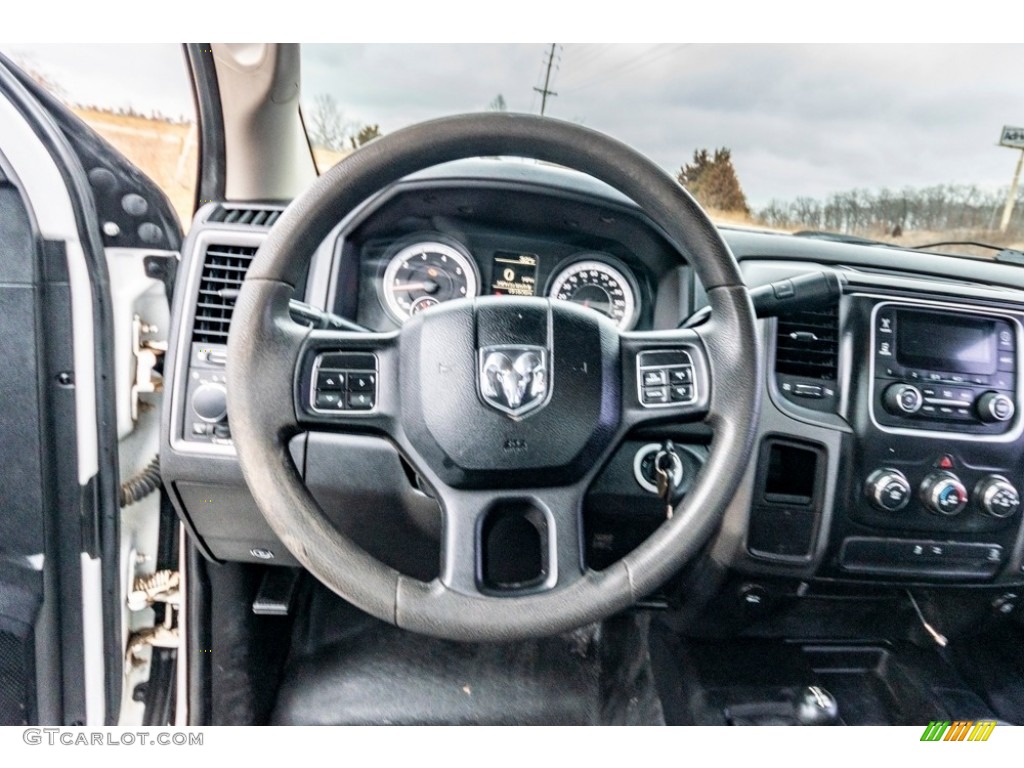 2013 Ram 2500 Tradesman Regular Cab 4x4 Black/Diesel Gray Steering Wheel Photo #140941884