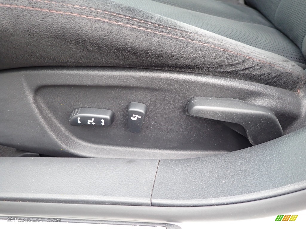 2010 Maxima 3.5 S - Winter Frost White / Charcoal photo #25