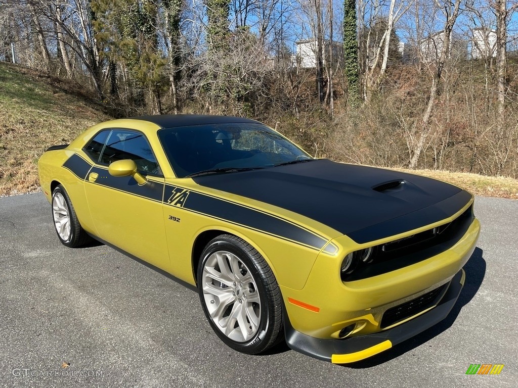 Gold Rush 2020 Dodge Challenger R/T Scat Pack 50th Anniversary Edition Exterior Photo #140944684