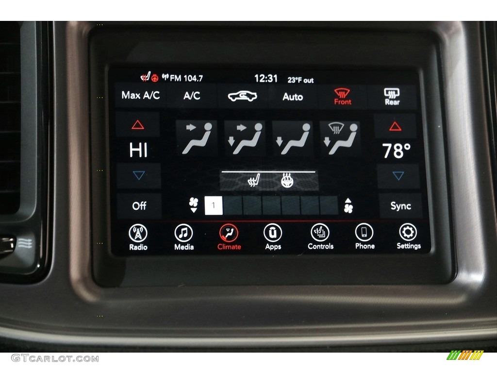 2019 Challenger SXT AWD - Granite Pearl / Black photo #11