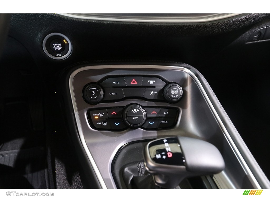 2019 Challenger SXT AWD - Granite Pearl / Black photo #16