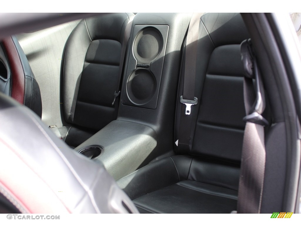 2015 Nissan GT-R Premium Interior Color Photos