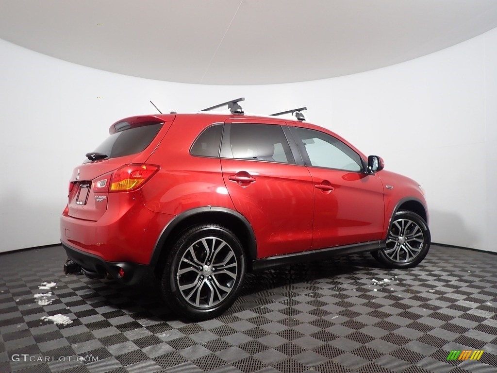 2016 Outlander Sport ES - Rally Red Metallic / Black photo #15