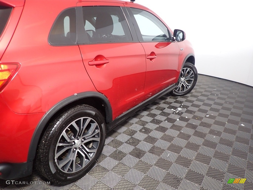 2016 Outlander Sport ES - Rally Red Metallic / Black photo #18