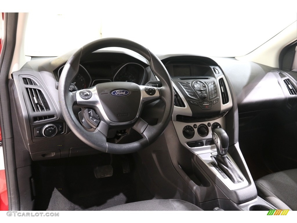 2014 Focus SE Hatchback - Ruby Red / Charcoal Black photo #6