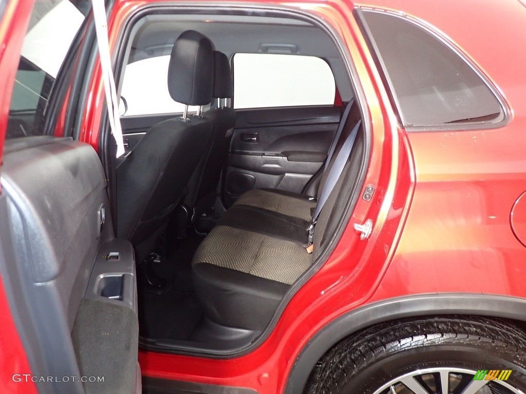 2016 Outlander Sport ES - Rally Red Metallic / Black photo #34