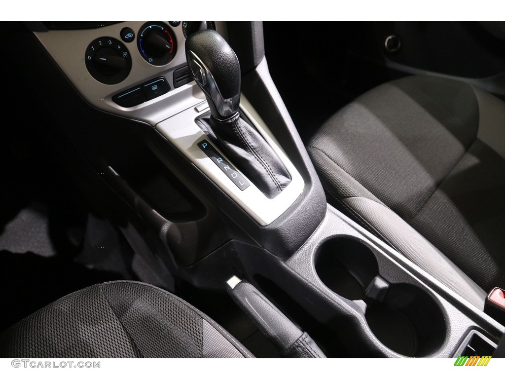 2014 Focus SE Hatchback - Ruby Red / Charcoal Black photo #12
