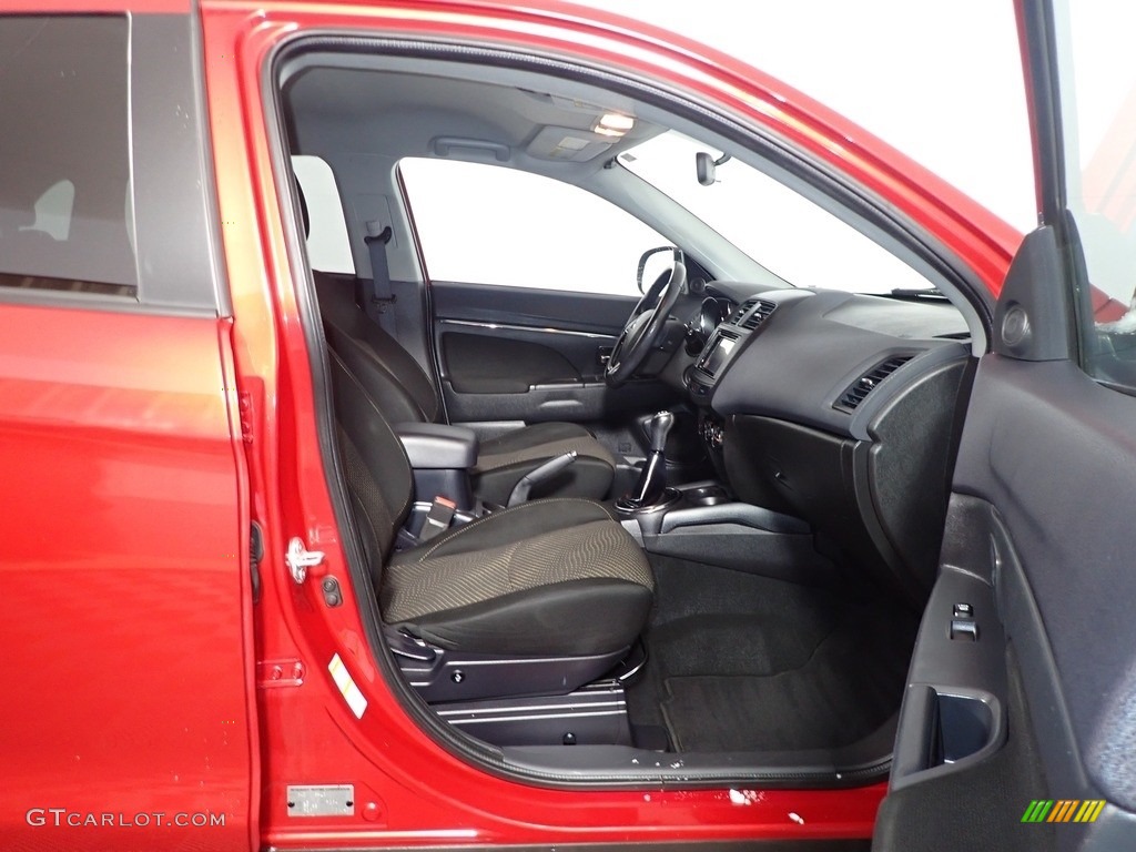 2016 Outlander Sport ES - Rally Red Metallic / Black photo #38