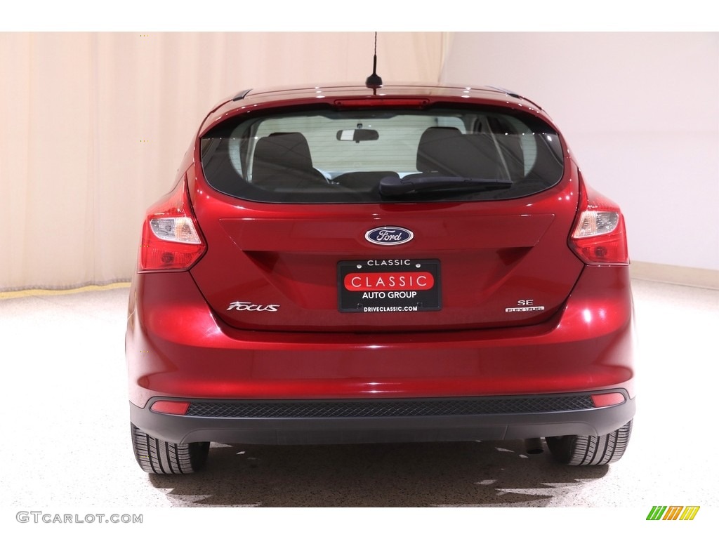2014 Focus SE Hatchback - Ruby Red / Charcoal Black photo #17
