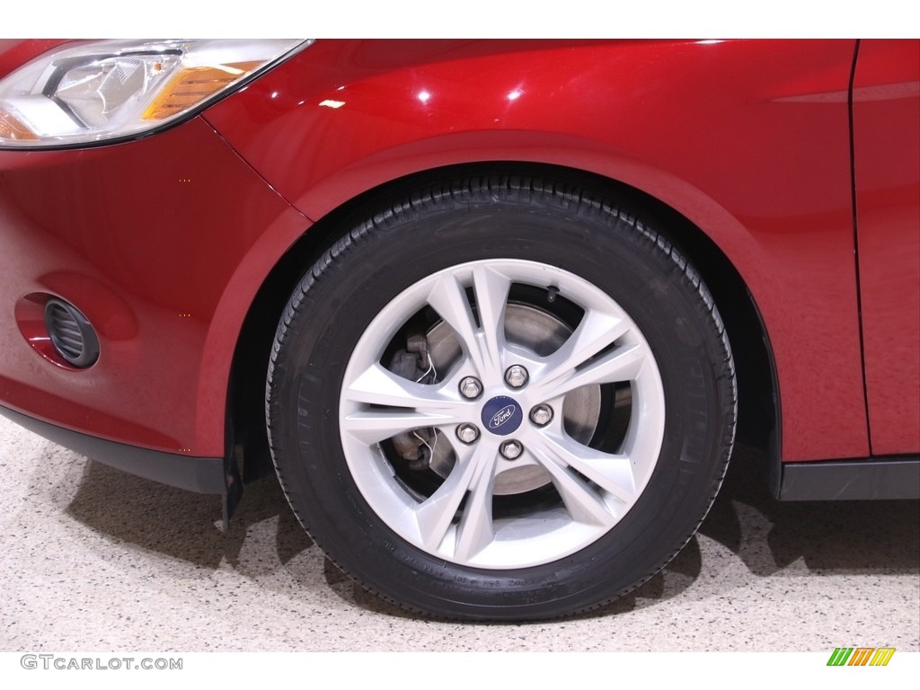 2014 Focus SE Hatchback - Ruby Red / Charcoal Black photo #19