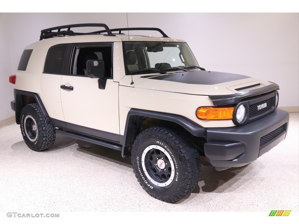 2010 FJ Cruiser Trail Teams Special Edition 4WD - Sandstorm / Dark Charcoal photo #1