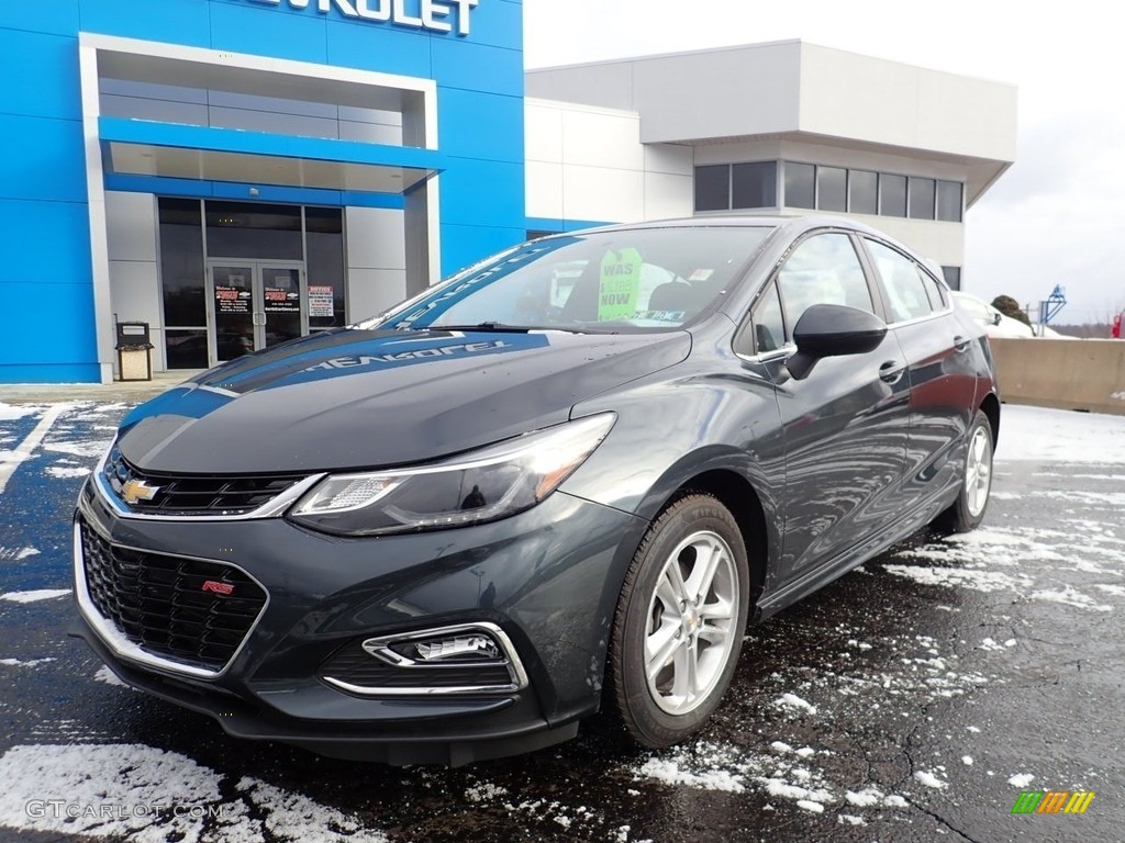 Graphite Metallic 2018 Chevrolet Cruze LT Hatchback Exterior Photo #140955088