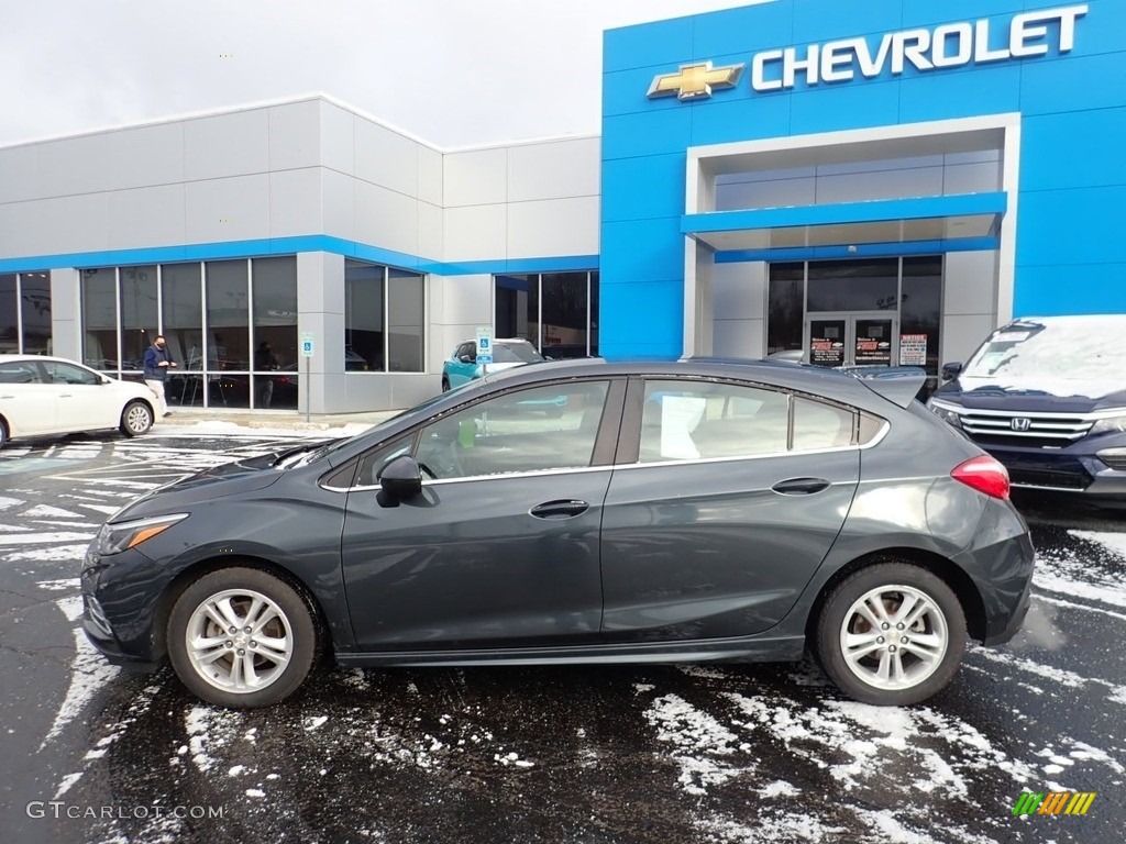 Graphite Metallic 2018 Chevrolet Cruze LT Hatchback Exterior Photo #140955094