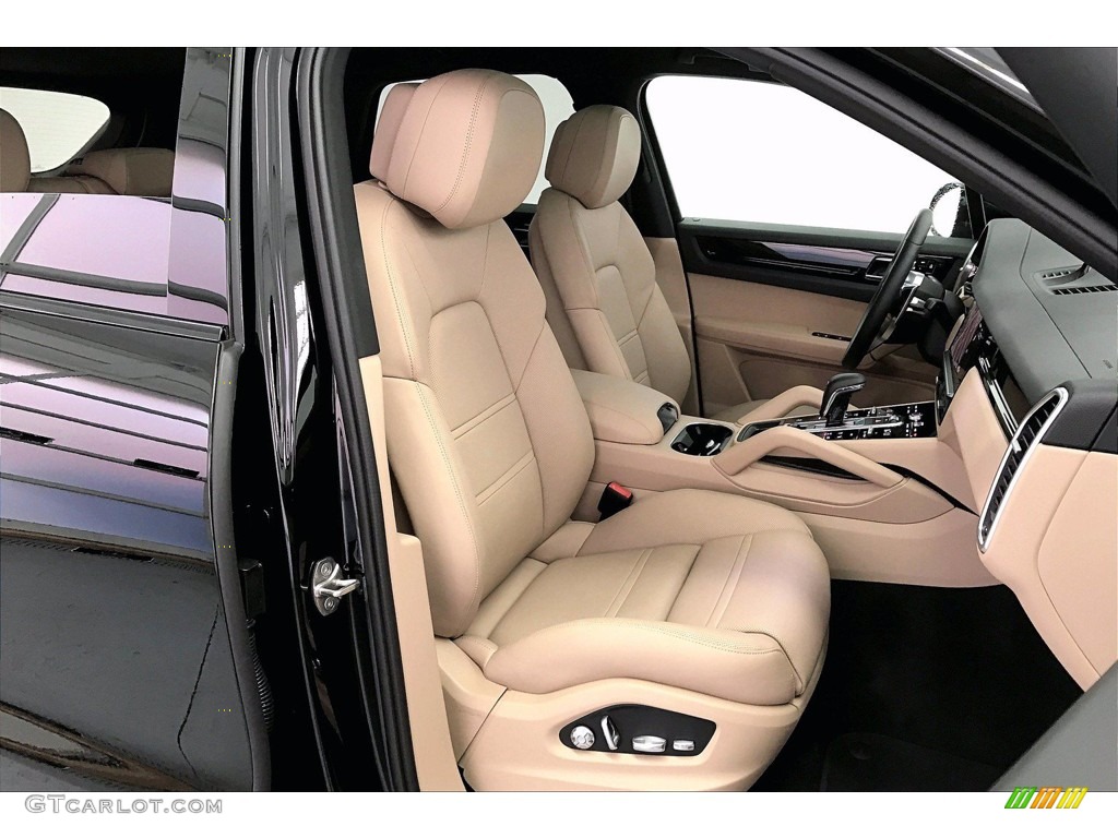 2020 Porsche Cayenne Standard Cayenne Model Front Seat Photos