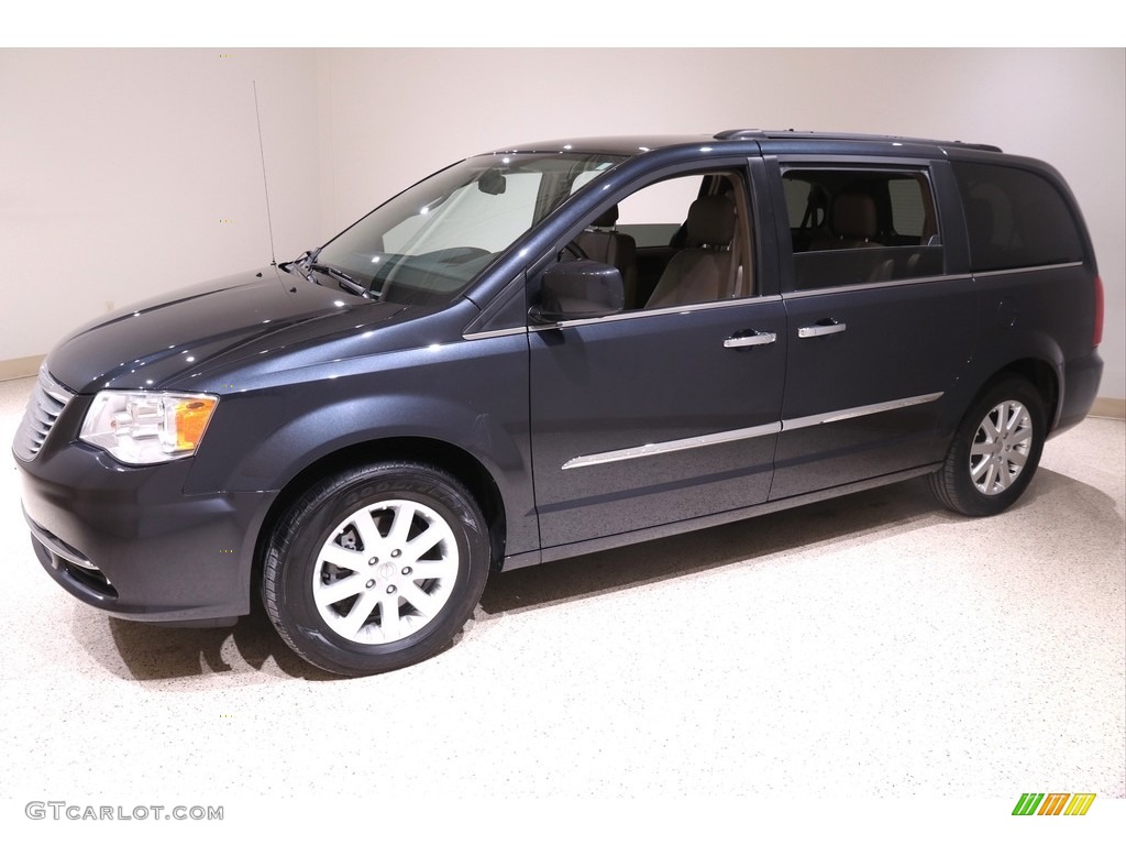 2014 Town & Country Touring - Maximum Steel Metallic / Dark Frost Beige/Medium Frost Beige photo #3