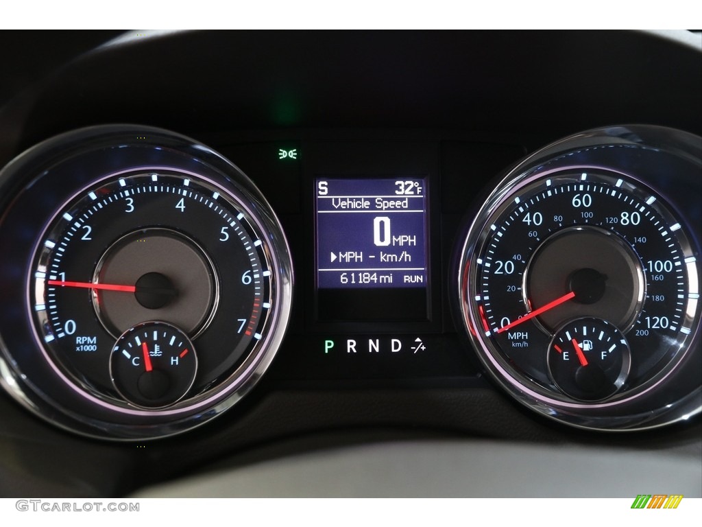 2014 Town & Country Touring - Maximum Steel Metallic / Dark Frost Beige/Medium Frost Beige photo #8