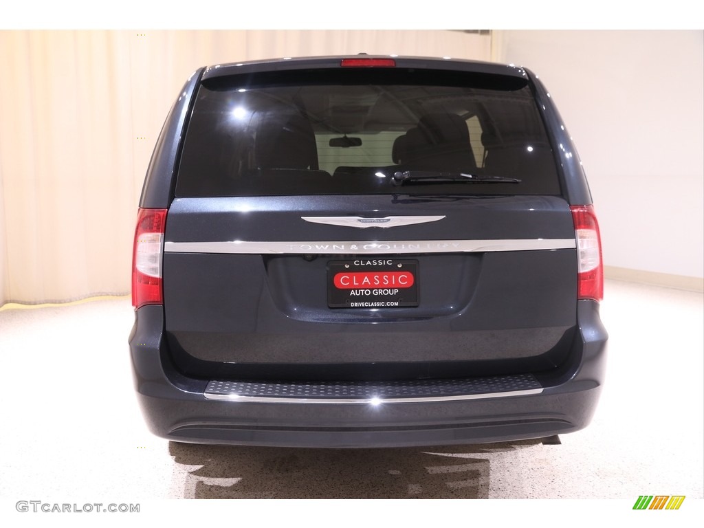 2014 Town & Country Touring - Maximum Steel Metallic / Dark Frost Beige/Medium Frost Beige photo #21