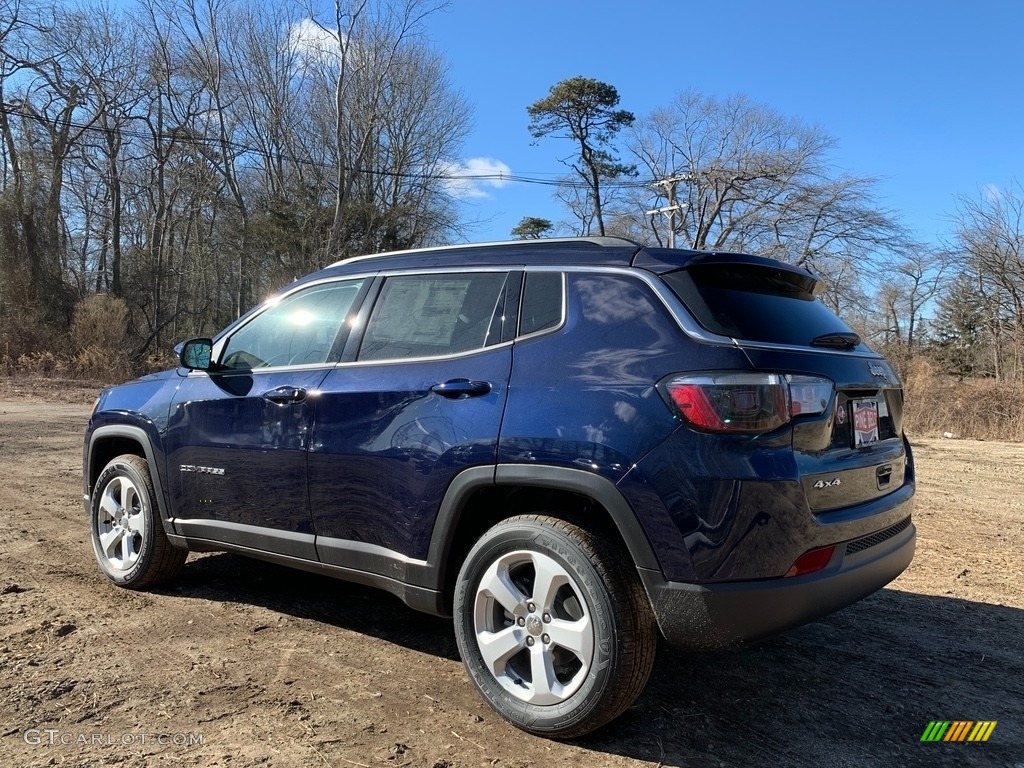 2021 Compass Latitude 4x4 - Jazz Blue Pearl / Black photo #4