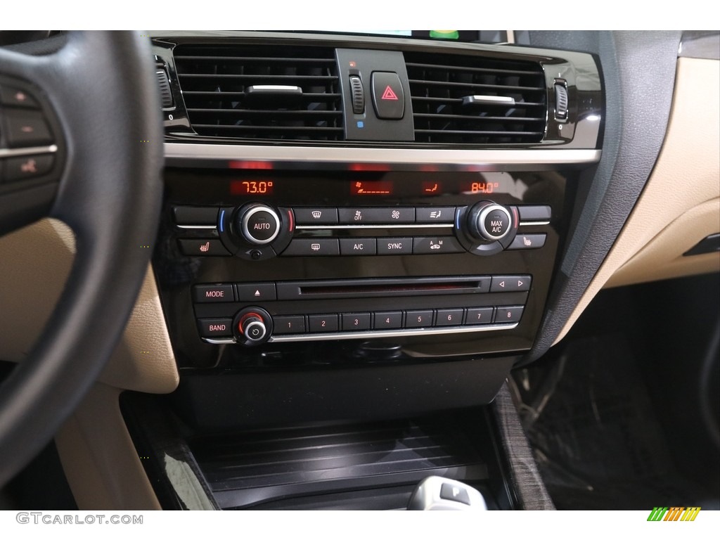 2016 X3 xDrive28i - Mineral White Metallic / Sand Beige photo #14