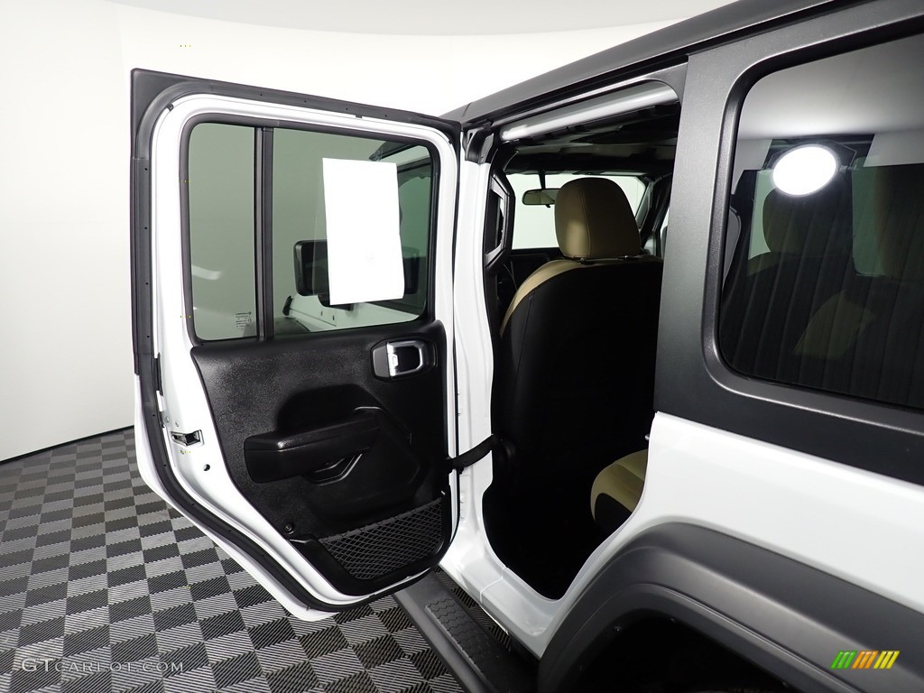 2018 Wrangler Unlimited Sport 4x4 - Bright White / Black/Heritage Tan photo #25