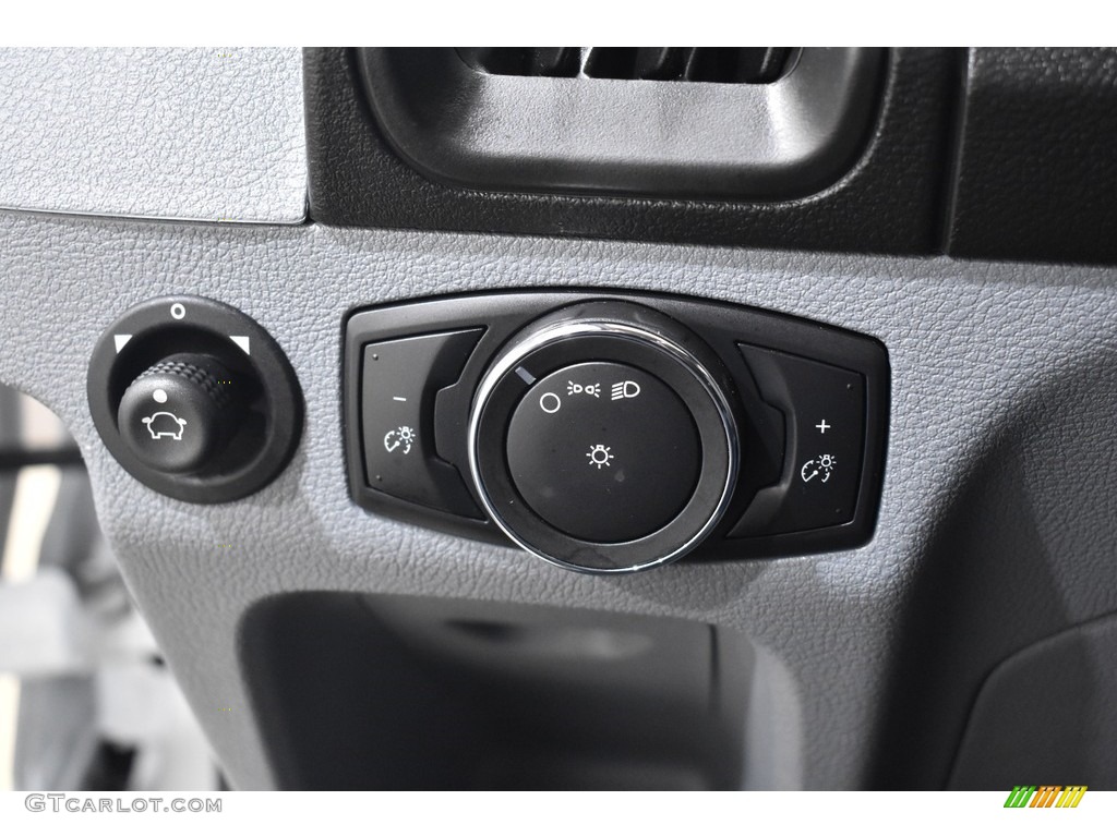 2019 Transit Van 150 LR Regular - Oxford White / Charcoal black photo #10