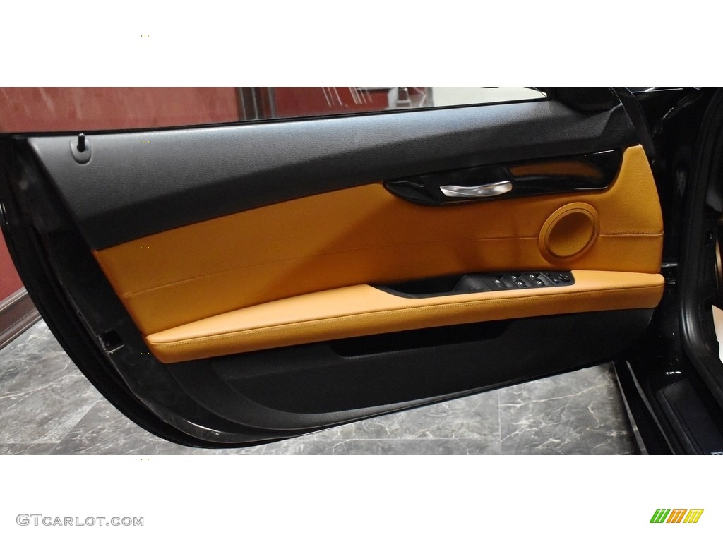 2015 BMW Z4 sDrive28i Walnut Door Panel Photo #140965460