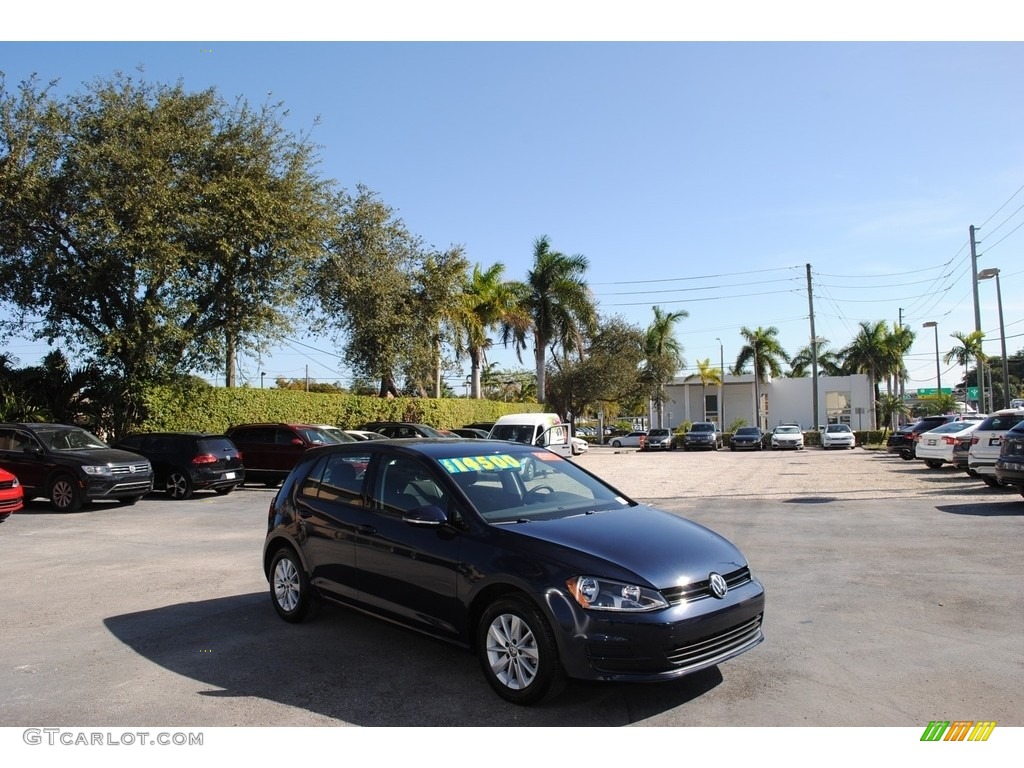 2017 Golf 4 Door 1.8T S - Night Blue Metallic / Titan Black photo #1