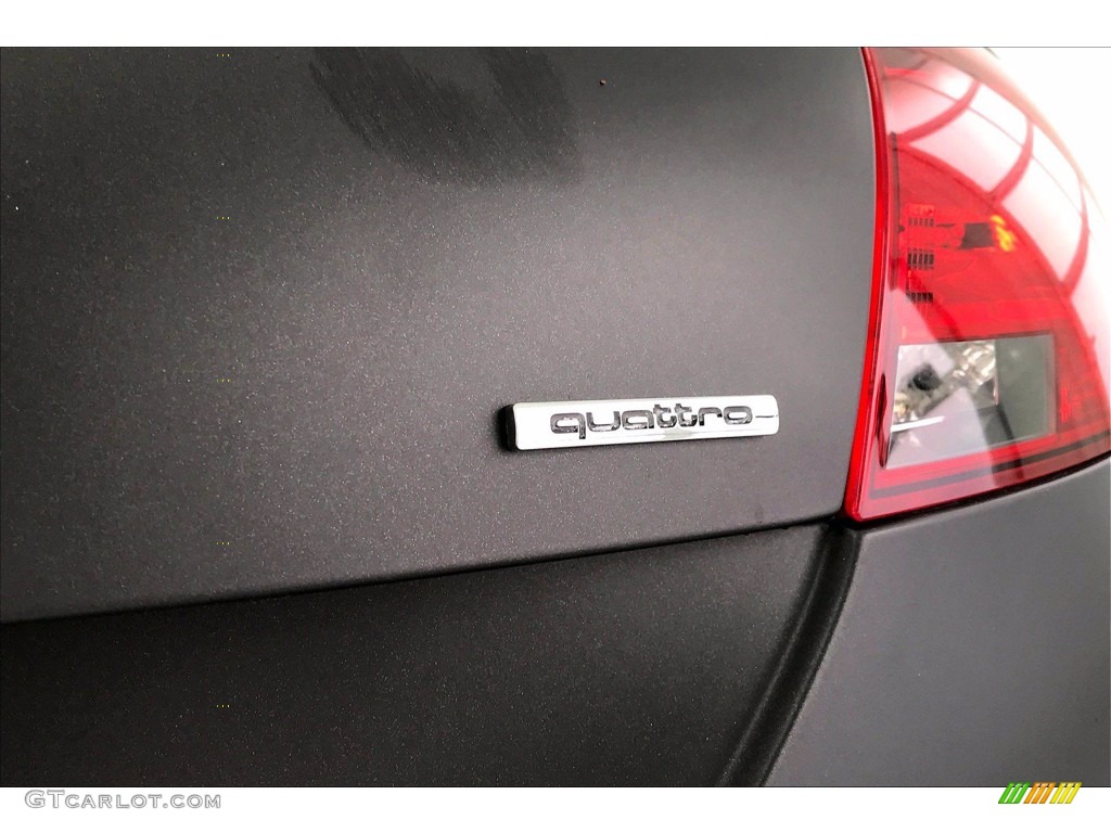 2015 TT 2.0T quattro Roadster - Brilliant Black / Black photo #7