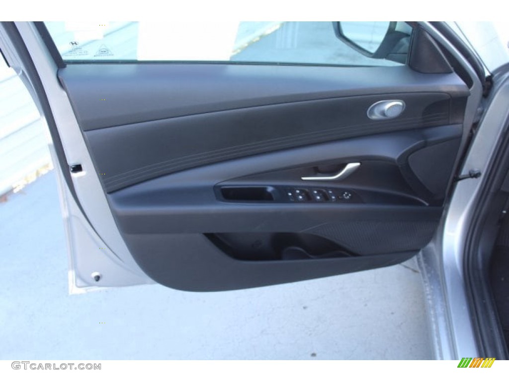 2021 Elantra SE - Shimmering Silver Pearl / Black photo #9