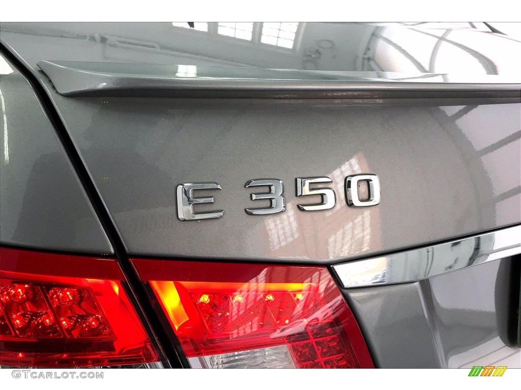2011 E 350 Sedan - Palladium Silver Metallic / Black photo #31