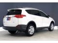 Super White - RAV4 LE Photo No. 13