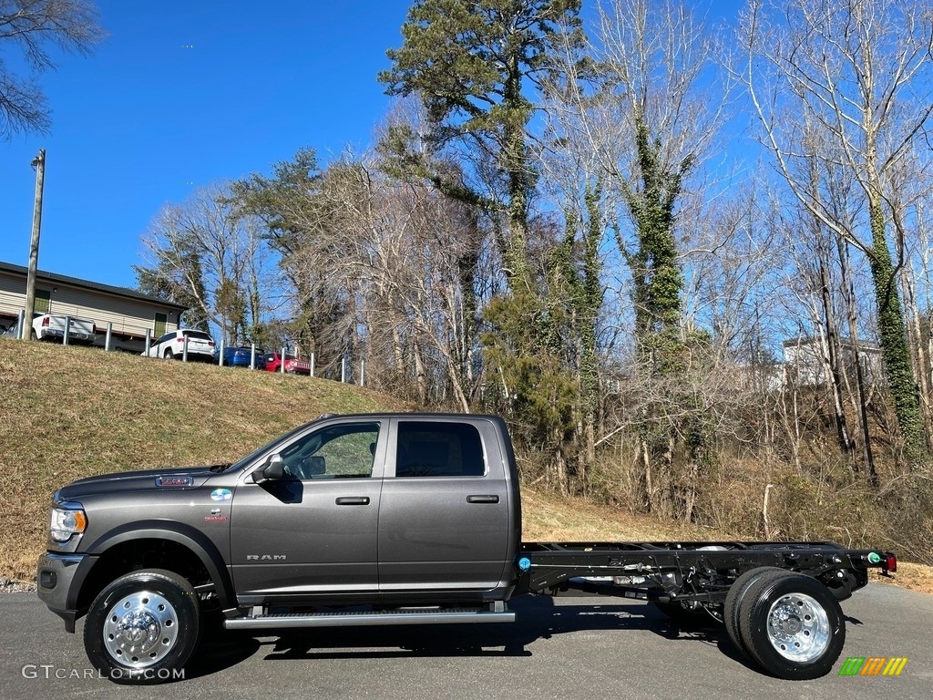Granite Crystal Metallic 2021 Ram 5500 Tradesman Crew Cab 4x4 Chassis Exterior Photo #140973313