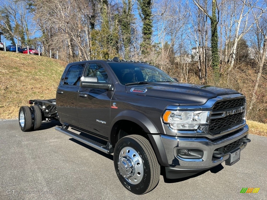 Granite Crystal Metallic 2021 Ram 5500 Tradesman Crew Cab 4x4 Chassis Exterior Photo #140973418