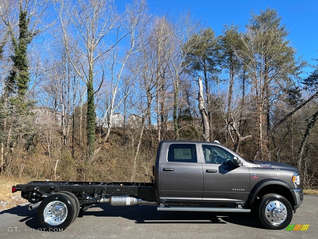 Granite Crystal Metallic 2021 Ram 5500 Tradesman Crew Cab 4x4 Chassis Exterior Photo #140973445