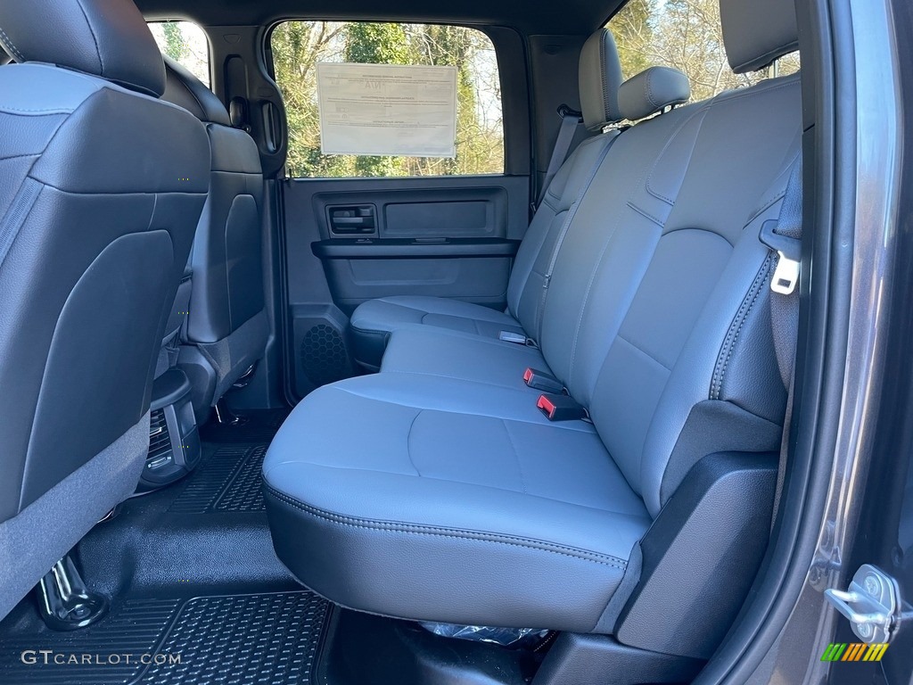 2021 Ram 5500 Tradesman Crew Cab 4x4 Chassis Rear Seat Photo #140973634