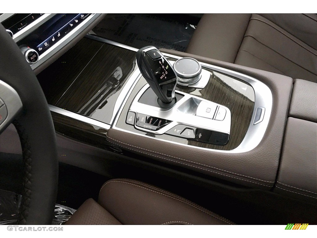 2021 BMW 7 Series 740i Sedan Transmission Photos