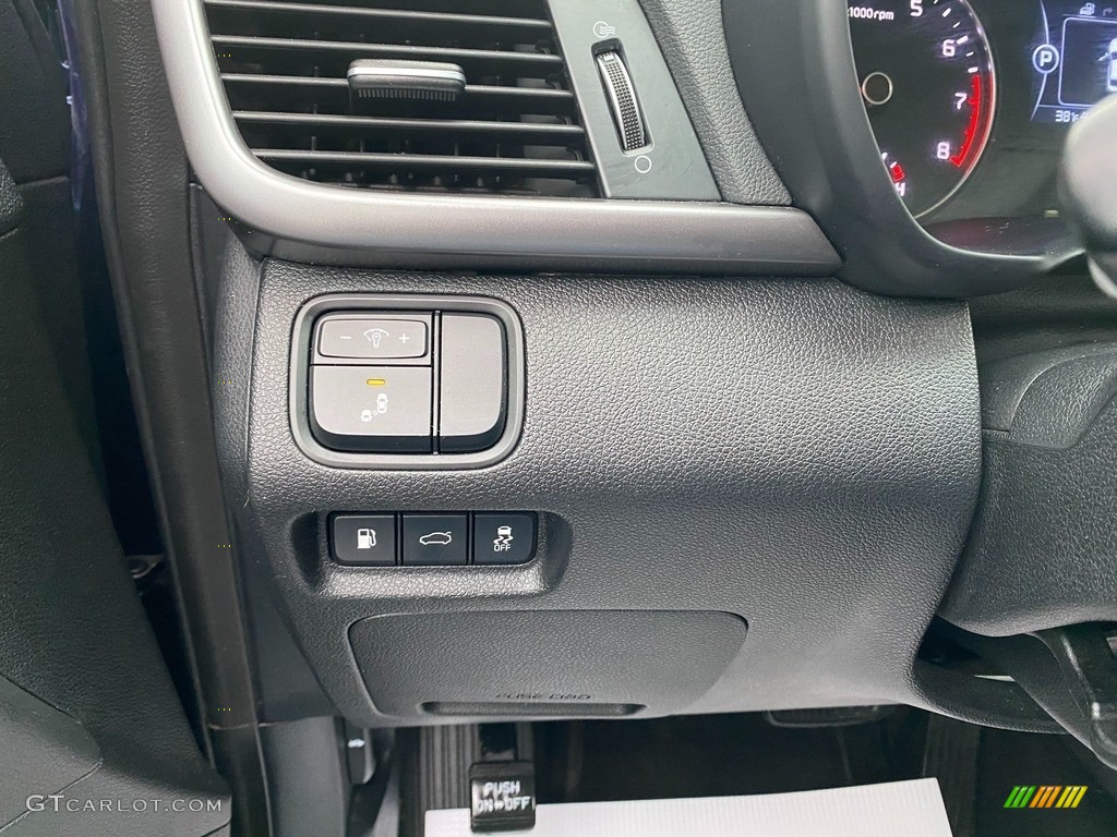 2016 Kia Optima LX 1.6T Controls Photo #140974339