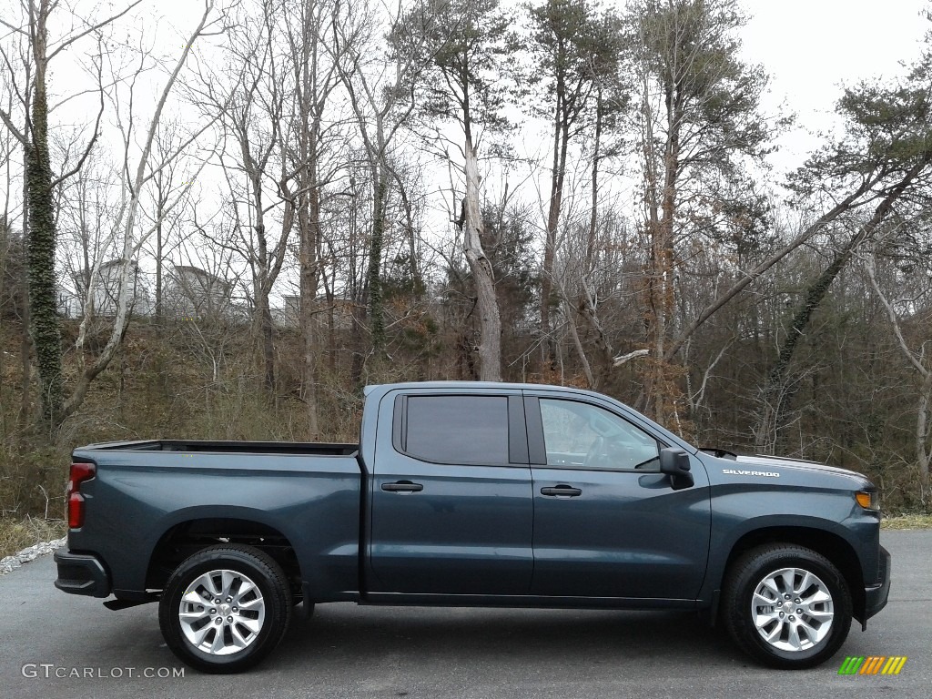 Shadow Gray Metallic 2020 Chevrolet Silverado 1500 Custom Crew Cab 4x4 Exterior Photo #140975317