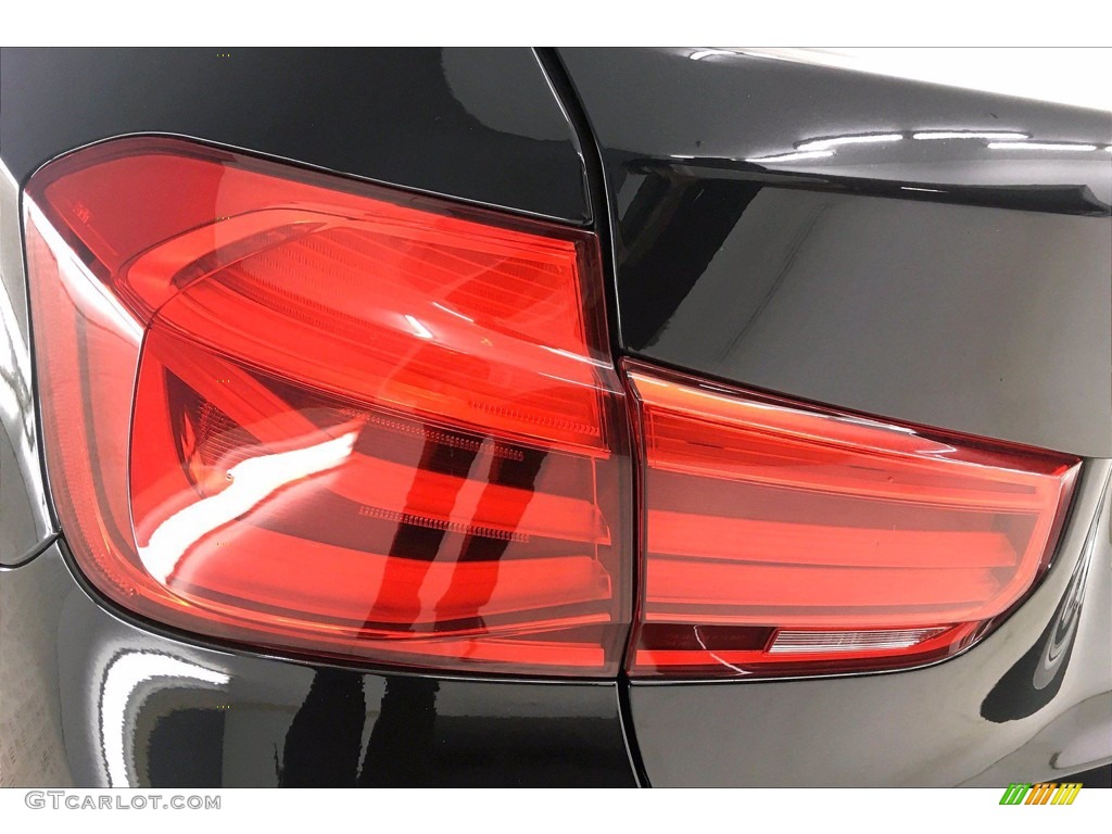 2018 3 Series 330i Sedan - Black Sapphire Metallic / Black photo #27